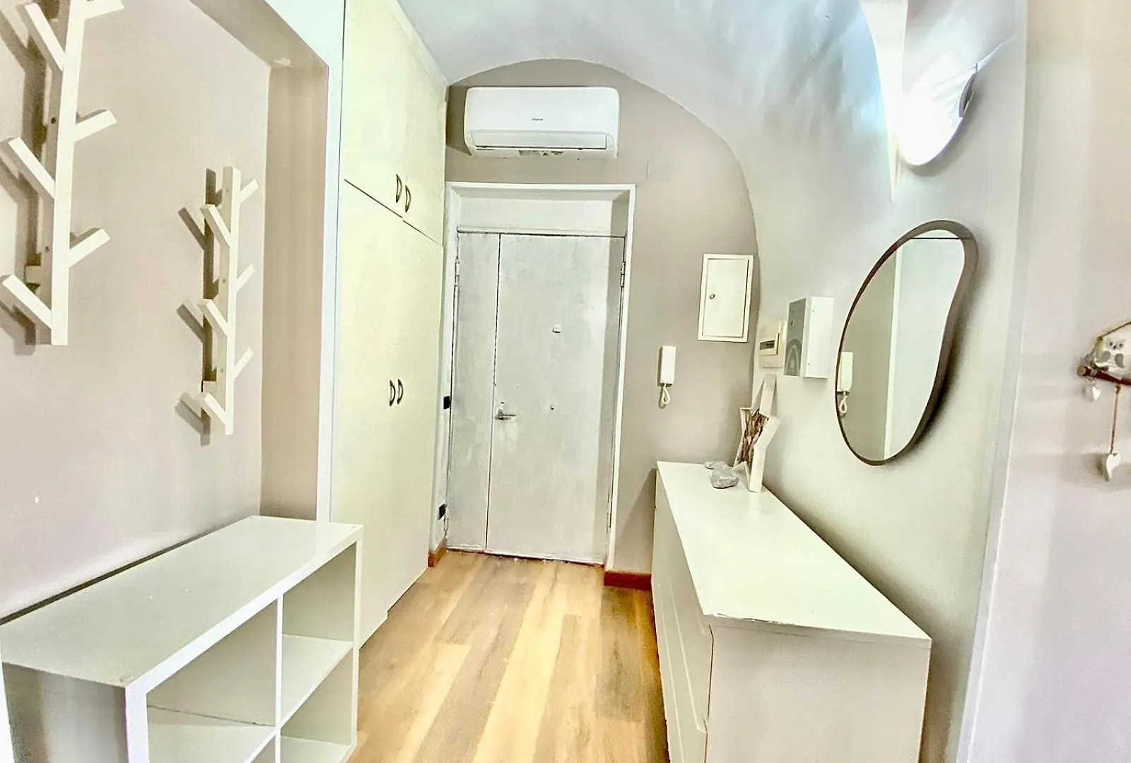 Accogliente E Moderno Per Gruppi E Famiglie, Con Vista Mozzafiato Su Napoli E Vesuvio Apartment Italy